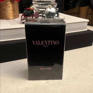 Valentino Uomo Born in Roma- Black and Pink